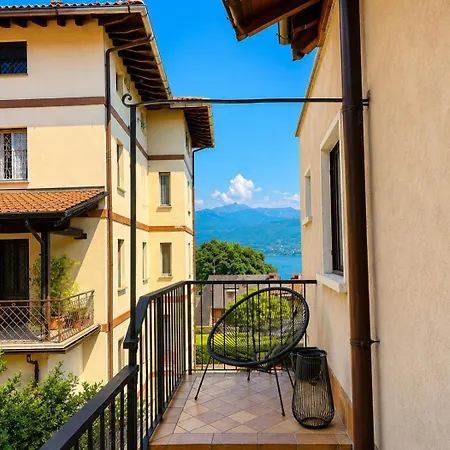 Terrazza Panoramica Vista Maggiore Apartment *